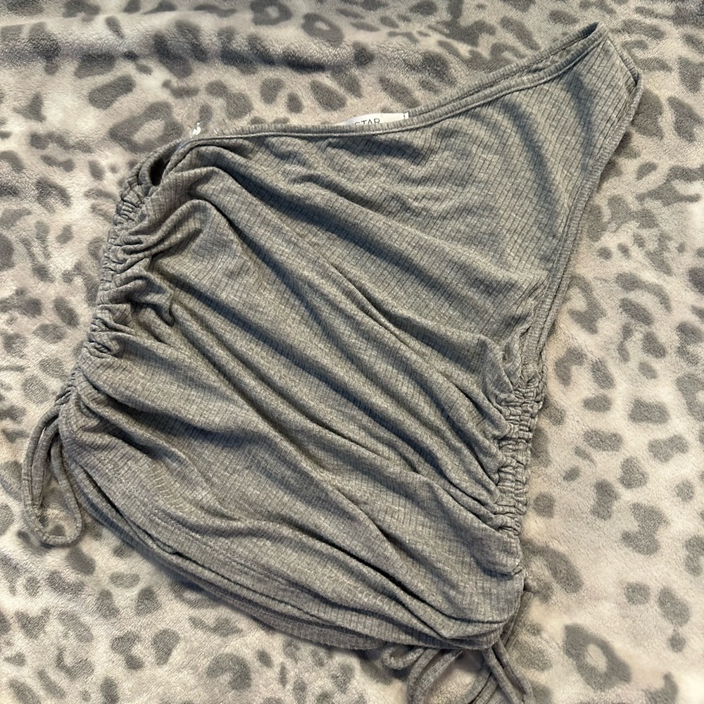 ❤️3 for $12❤️ one shoulder tank